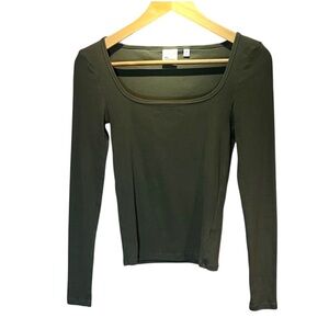 Aritzia Homestretch Long Sleeve Scoop Neck Top - Olive Green
